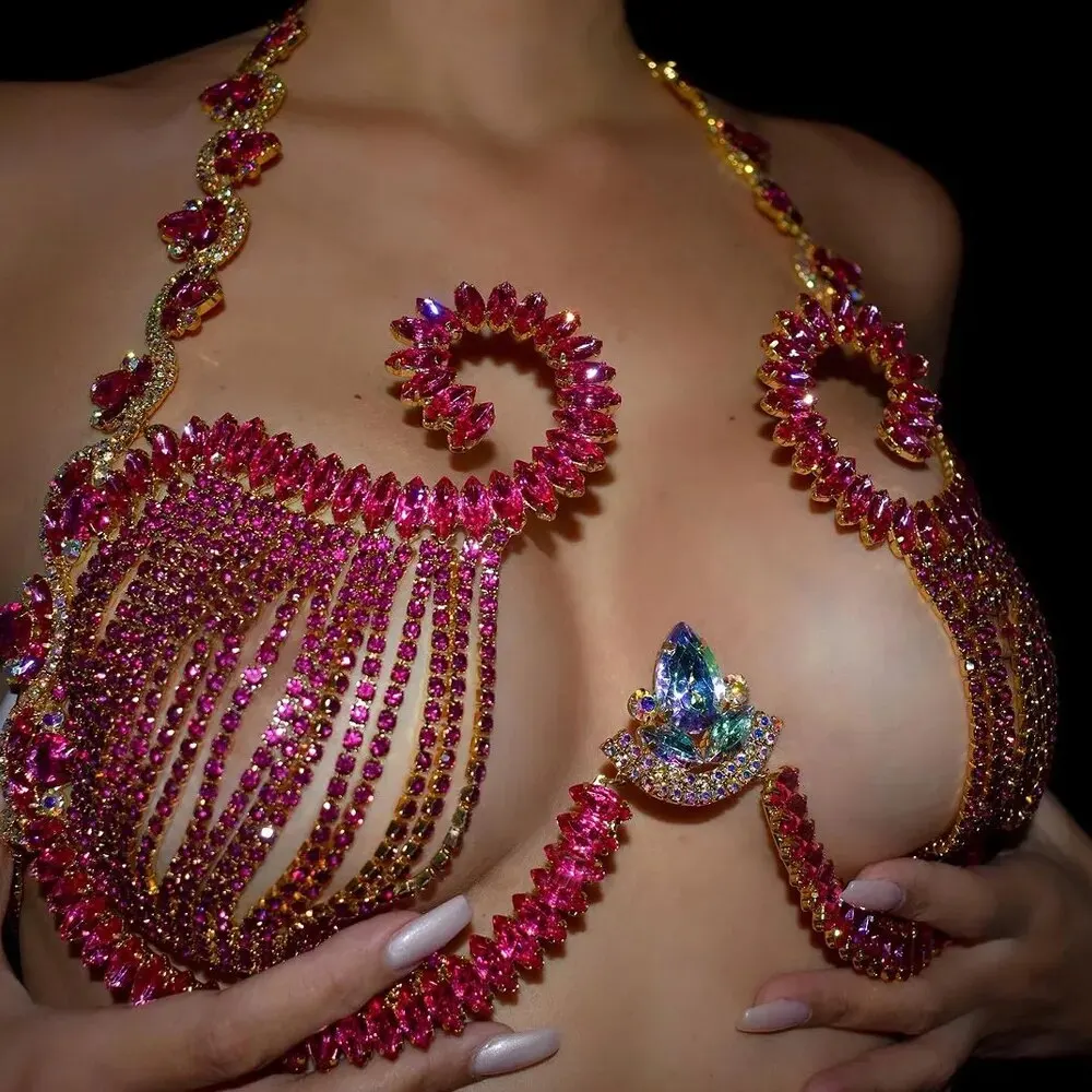 Body Jewelry Chest - Rave braket dada kristal merah muda